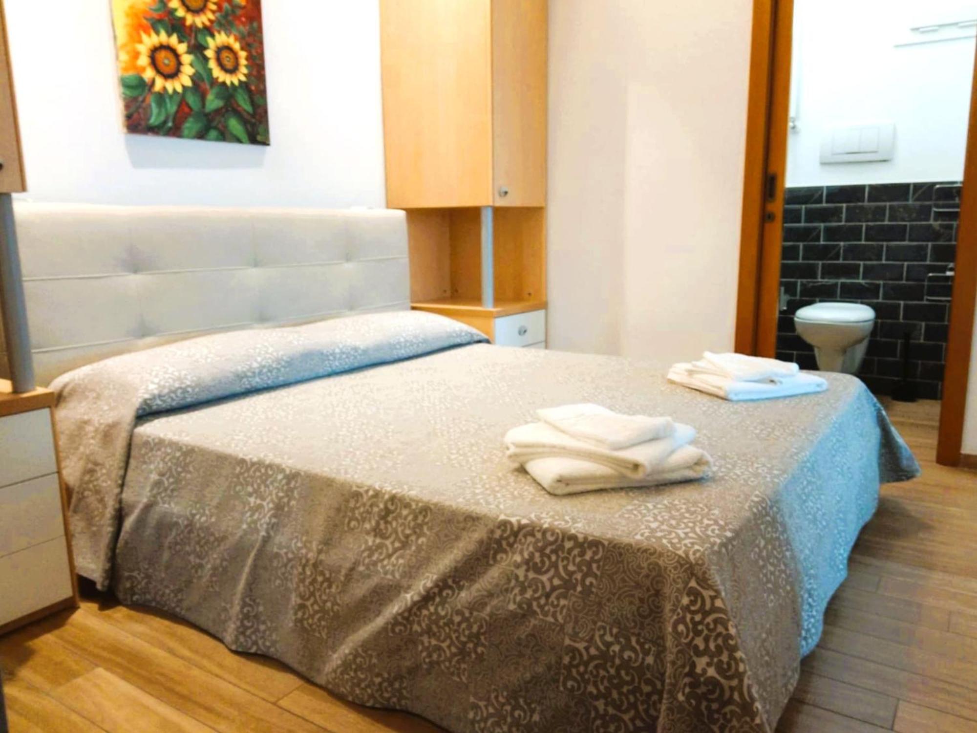 Hotel Etna - Nuova Gestione Romagnola All-Inclusive Spiaggia Parcheggio Riccione Kültér fotó