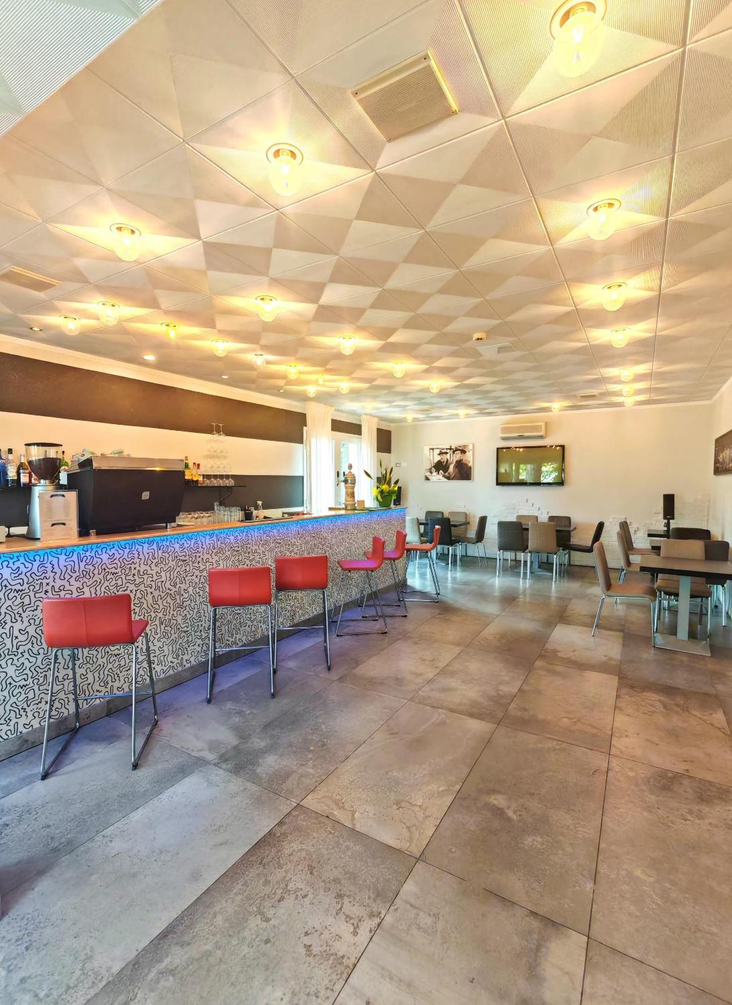 Hotel Etna - Nuova Gestione Romagnola All-Inclusive Spiaggia Parcheggio Riccione Kültér fotó
