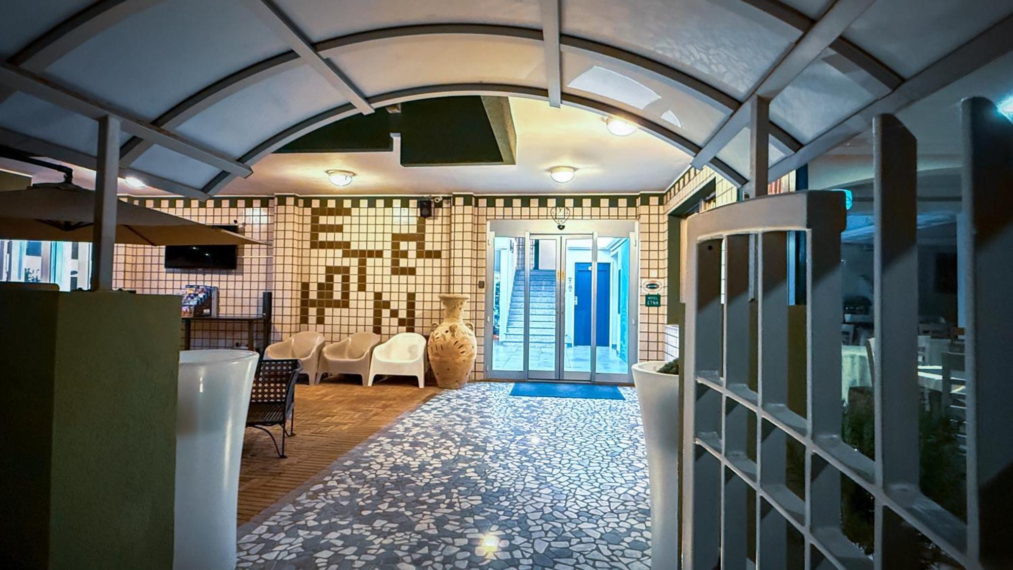 Hotel Etna - Nuova Gestione Romagnola All-Inclusive Spiaggia Parcheggio Riccione Kültér fotó